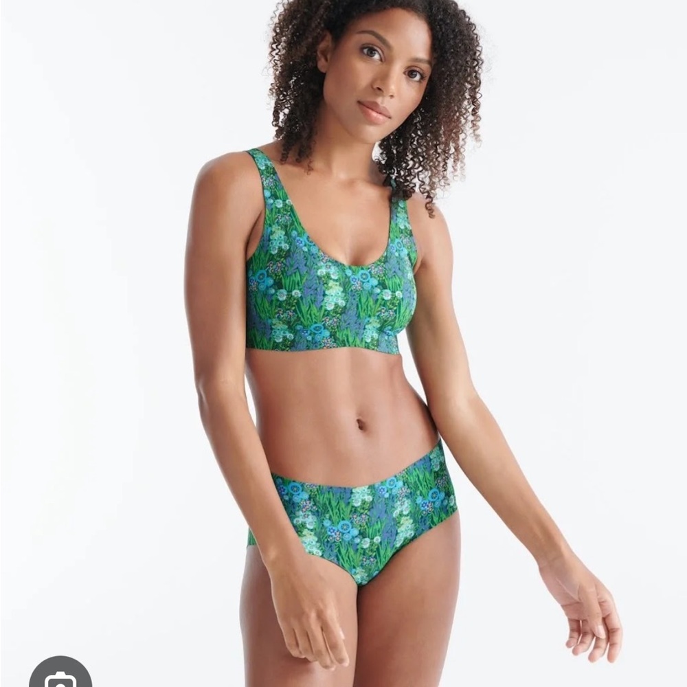 Ana Sui x Knix Luxlift pullover bra